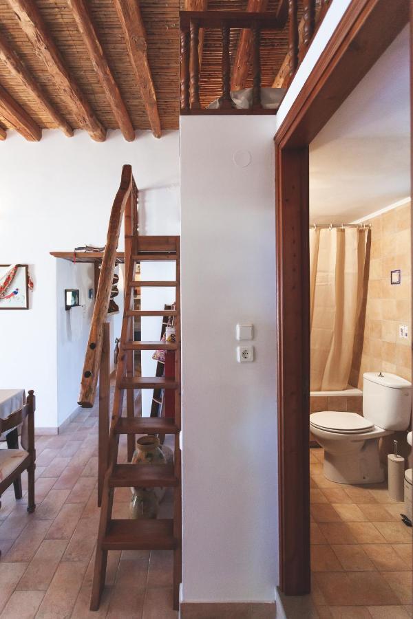 Batu Vacation House Monolithos  ภายนอก รูปภาพ